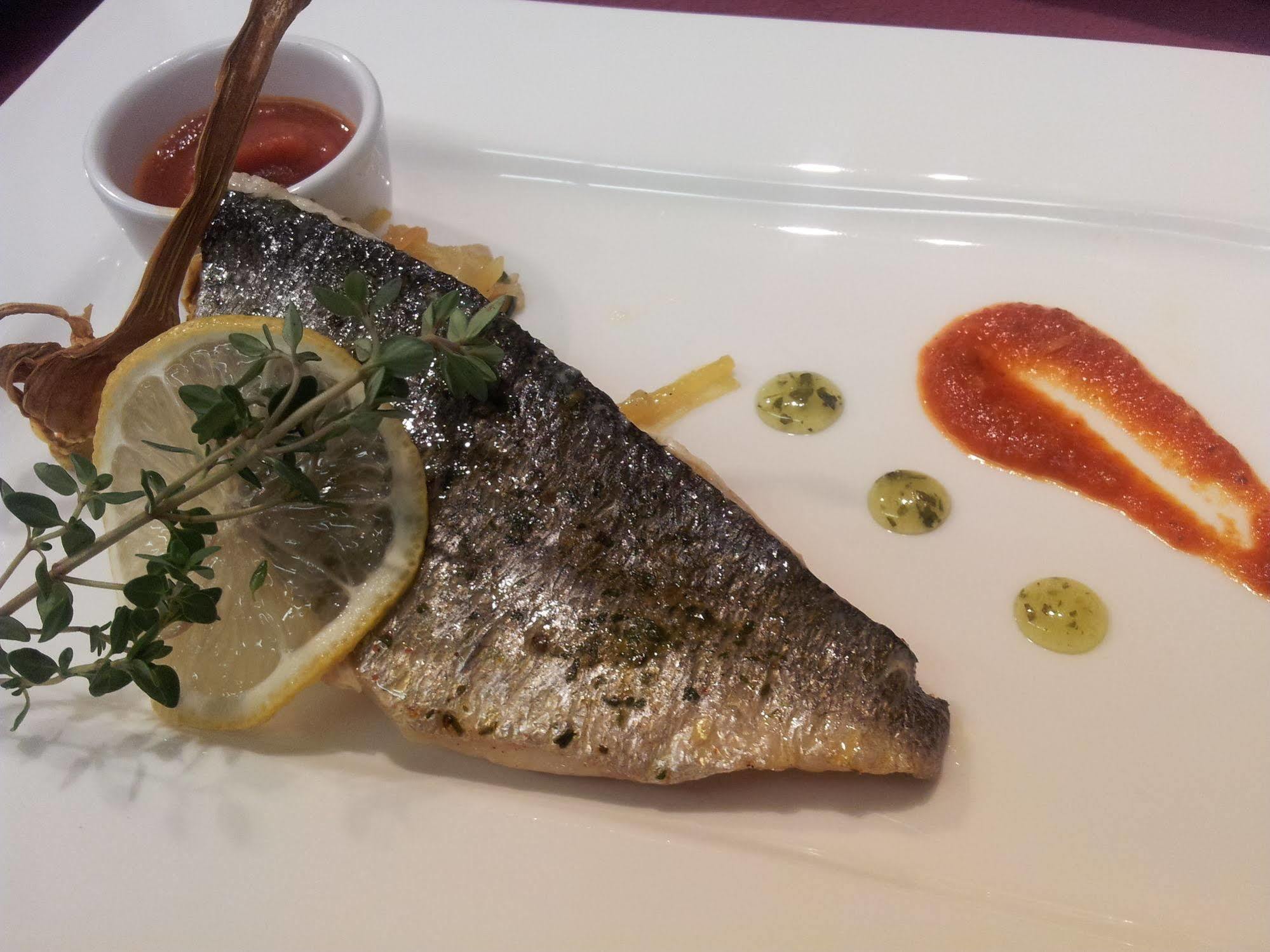 Hotel Reves Gourmands, Hotellerie & Gastronomie Vernayaz