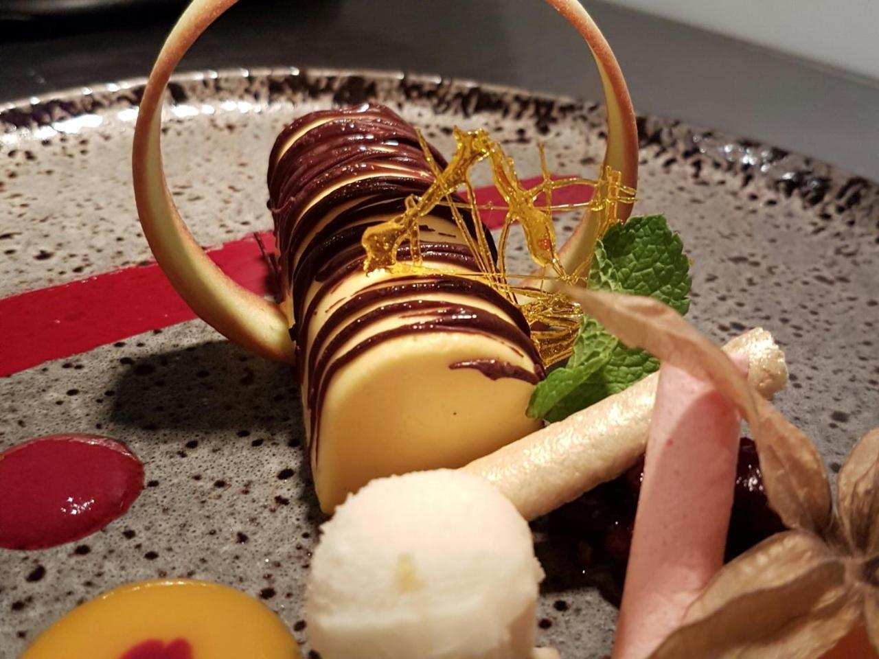 Hotel Reves Gourmands, Hotellerie & Gastronomie